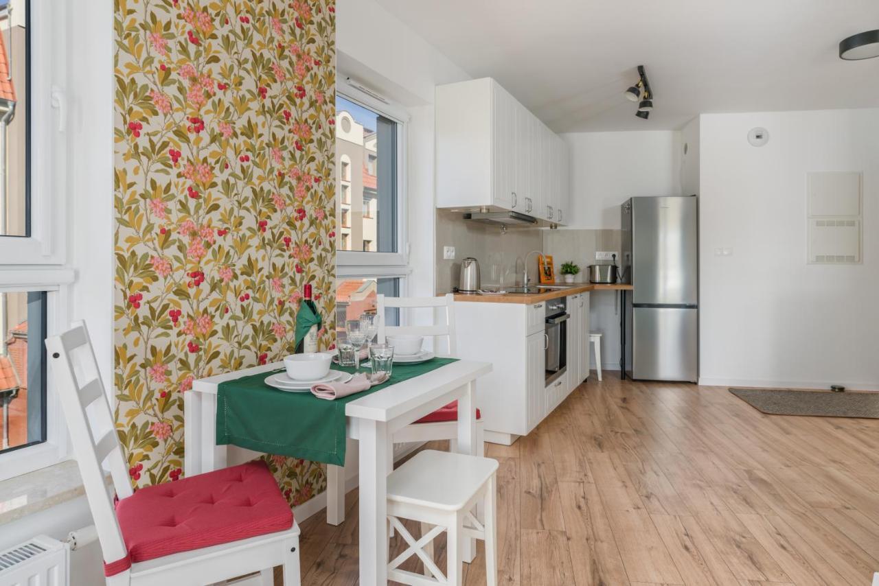 Rejtana With Free Garage By Renters Poznan